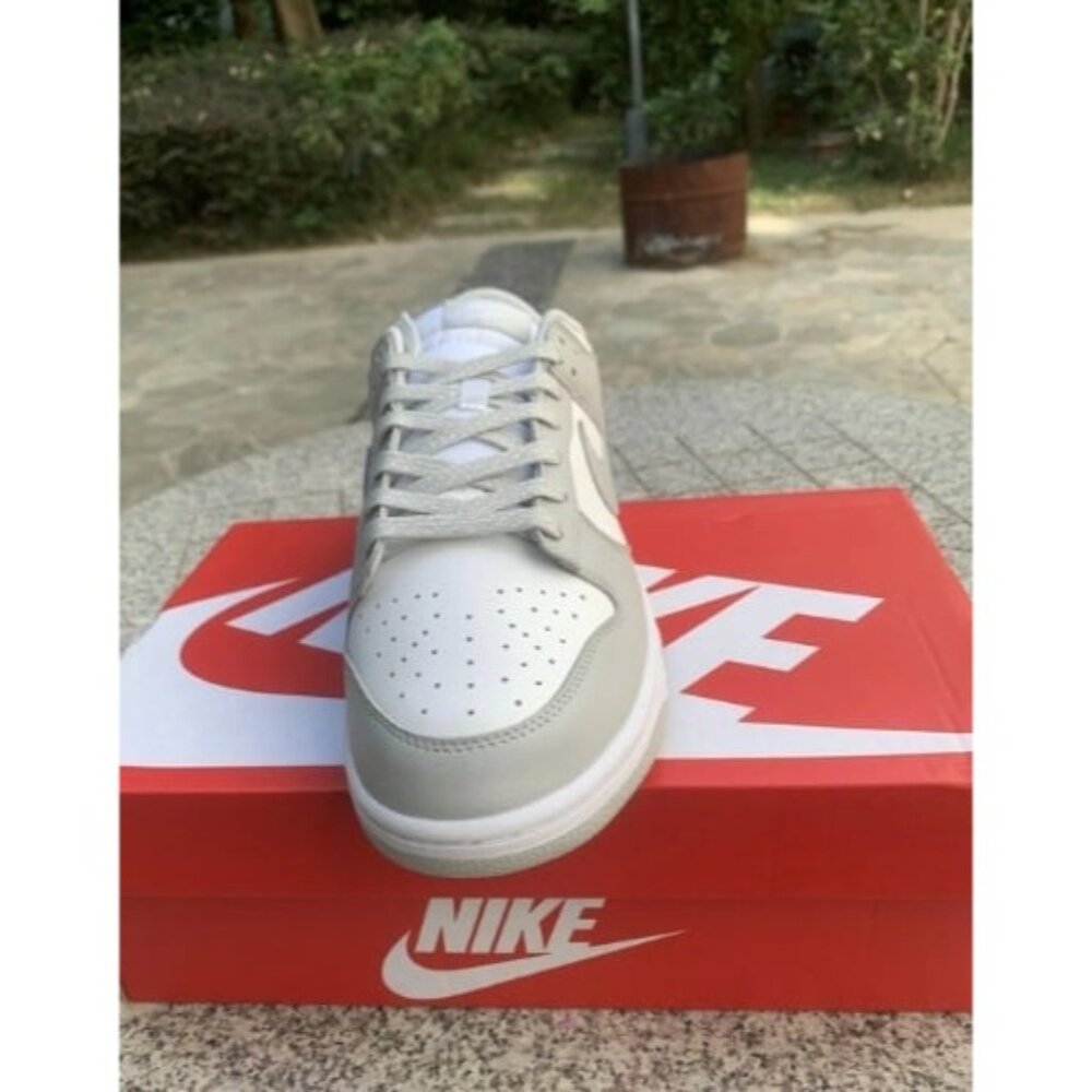 Nike - Picture 4 of 6